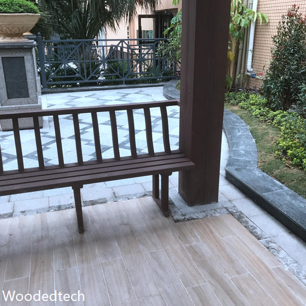 Why choose Canopy plastic wood for weather resistance in outdoor environments